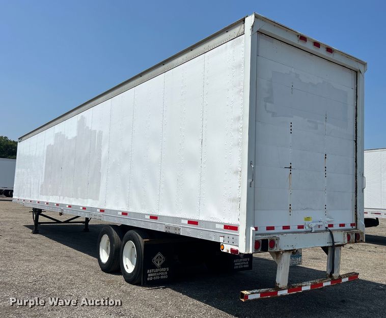 image for item EG0958 2012 Great Dane dry van trailer