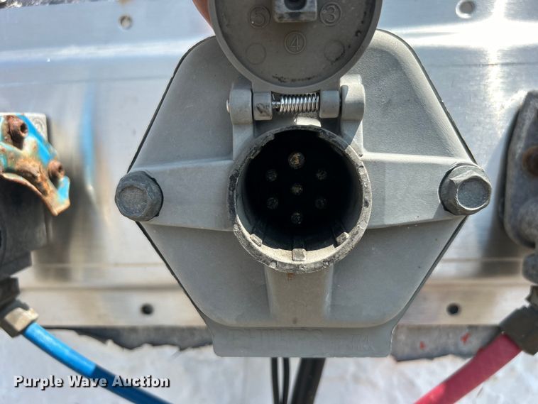 image for item EG0958 2012 Great Dane dry van trailer