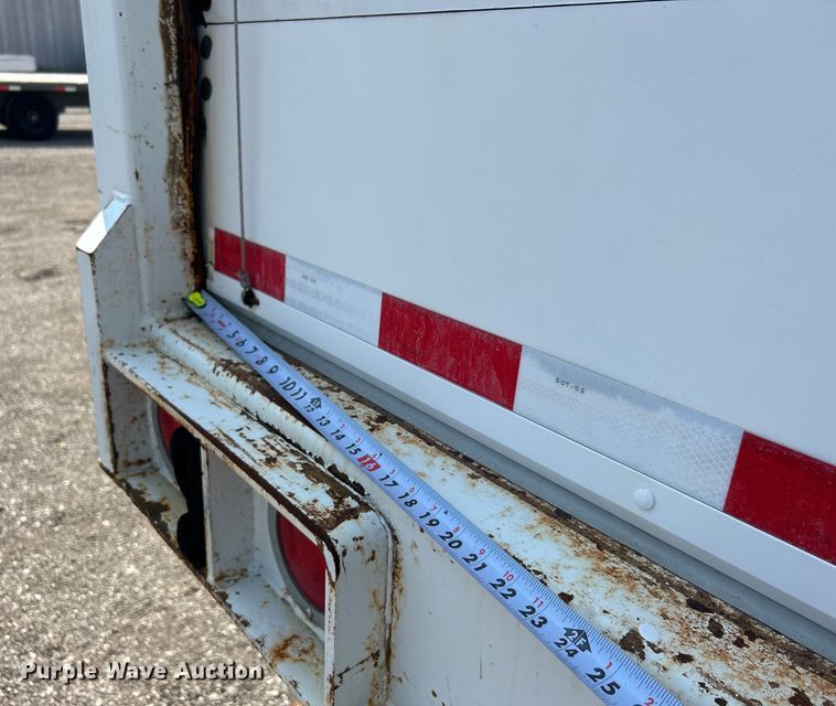 image for item EG0958 2012 Great Dane dry van trailer