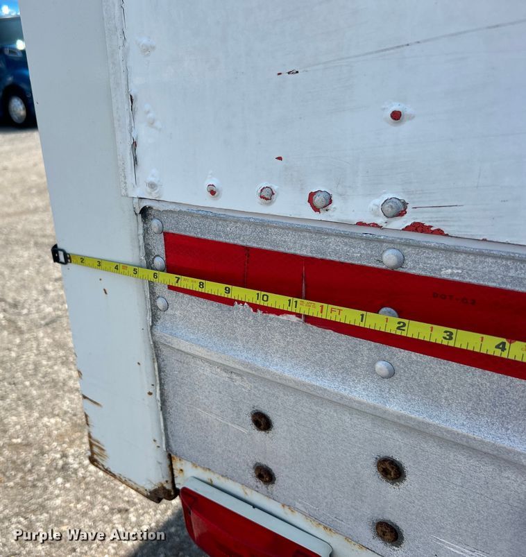 image for item EG0958 2012 Great Dane dry van trailer