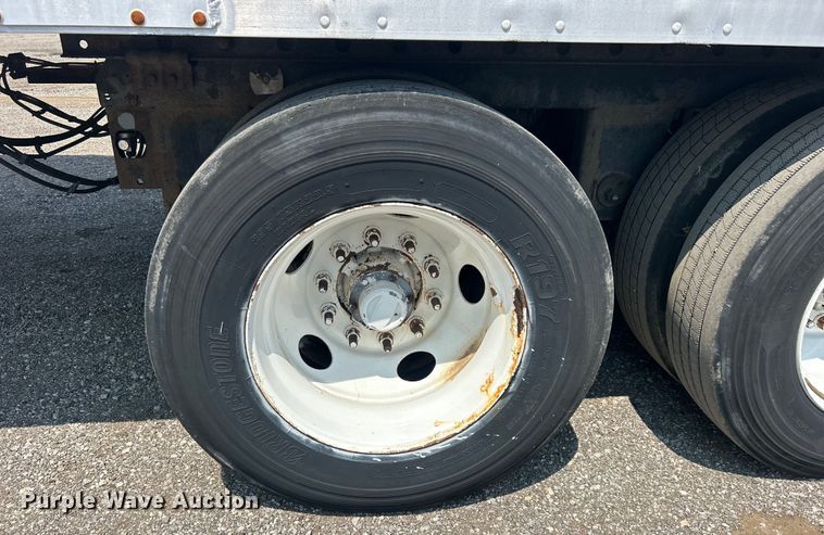 image for item EG0958 2012 Great Dane dry van trailer