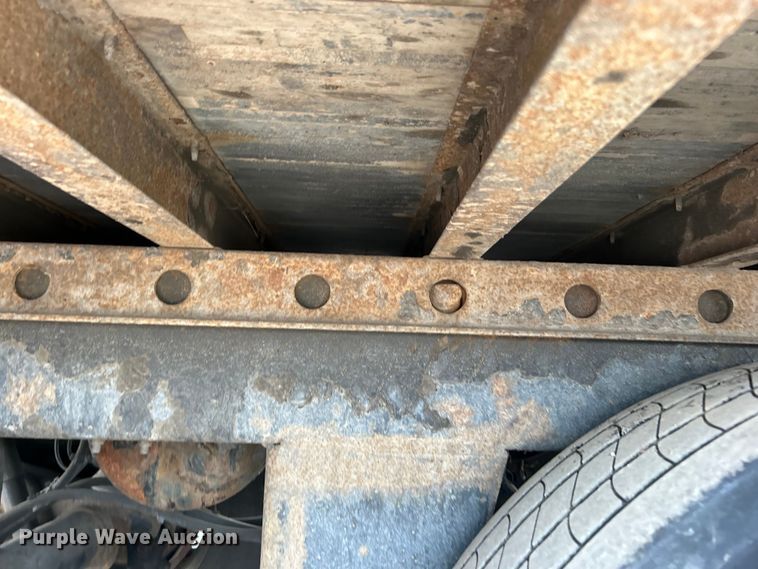 image for item EG0958 2012 Great Dane dry van trailer