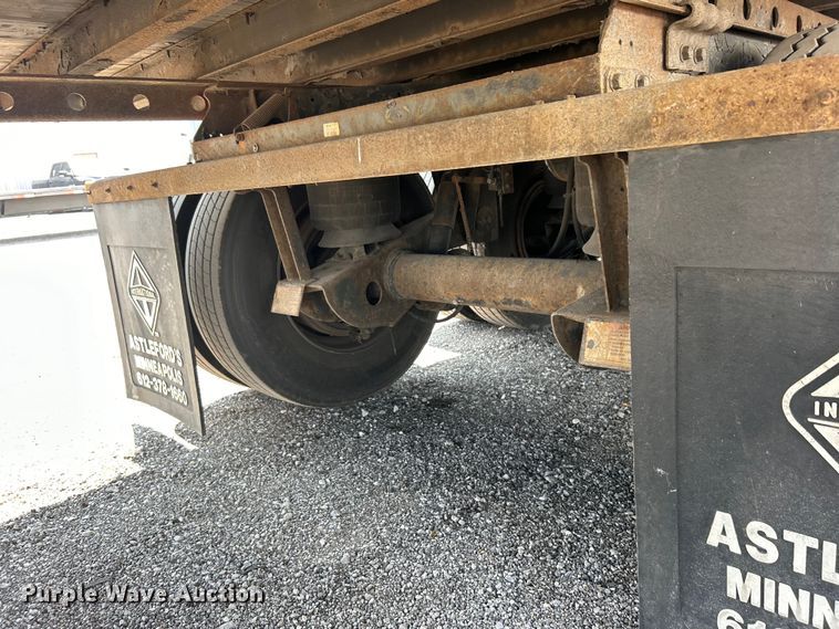 image for item EG0958 2012 Great Dane dry van trailer