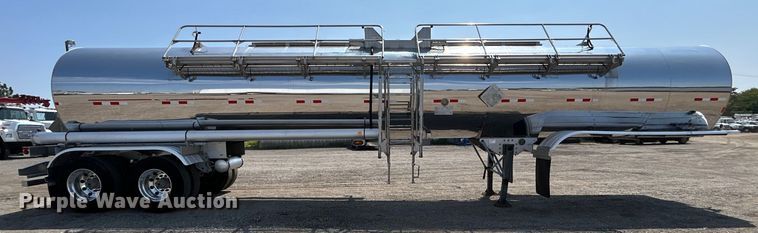 image for item EG0960 2016 Heil Trailer International Co. tank trailer