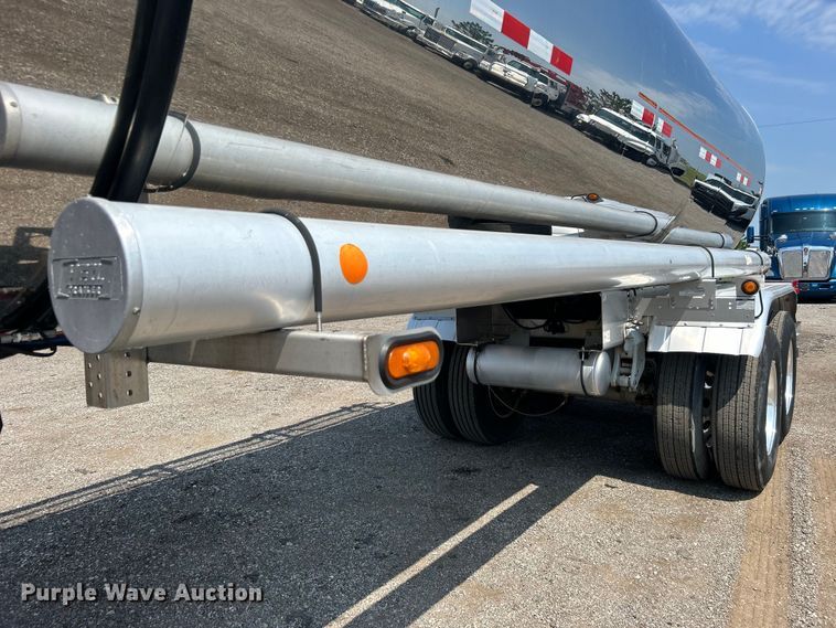image for item EG0960 2016 Heil Trailer International Co. tank trailer