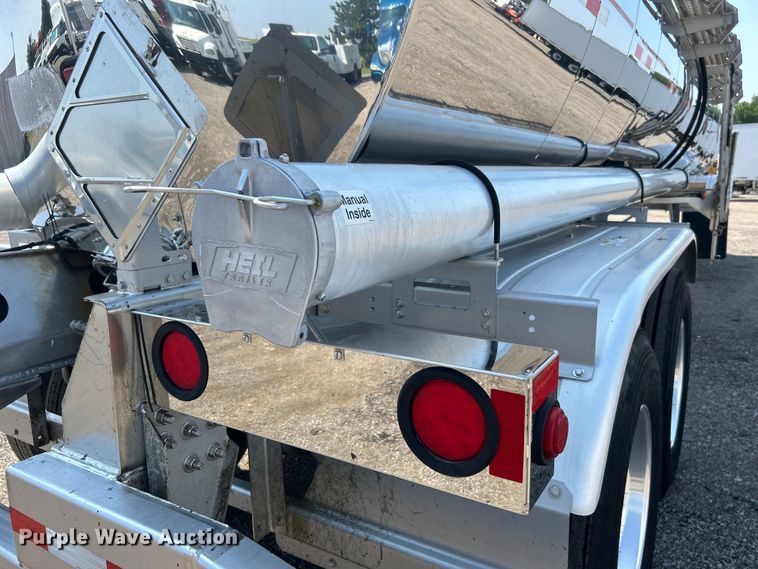 image for item EG0960 2016 Heil Trailer International Co. tank trailer