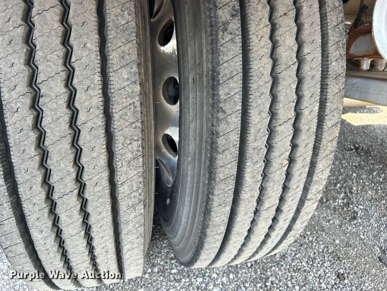 image for item EG0960 2016 Heil Trailer International Co. tank trailer