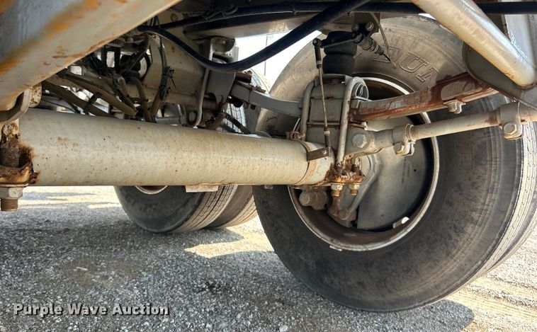 image for item EG0960 2016 Heil Trailer International Co. tank trailer