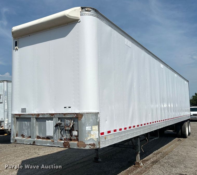 image for item EG0980 1984 Fruehauf  FBS-F2-45-CT dry van trailer