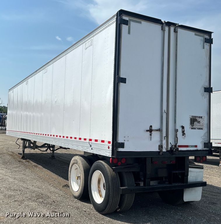 image for item EG0980 1984 Fruehauf  FBS-F2-45-CT dry van trailer