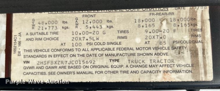 image for item EG0981 1988 International  9300 semi truck