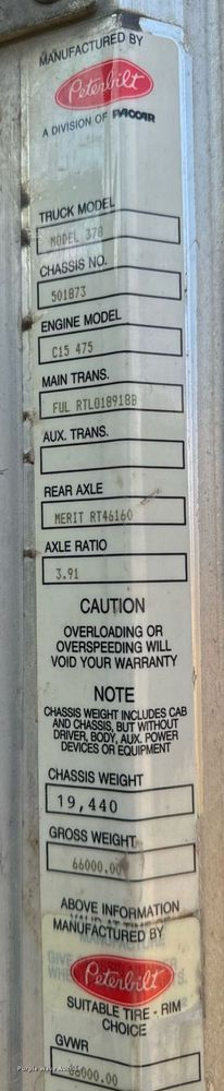 image for item EH4433 2000 Peterbilt 378 truck cab and chassis