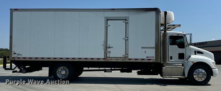 image for item EH6991 2014 Kenworth T370 refrigerated delivery truck