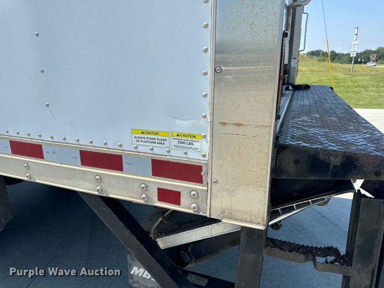 image for item EH6991 2014 Kenworth T370 refrigerated delivery truck