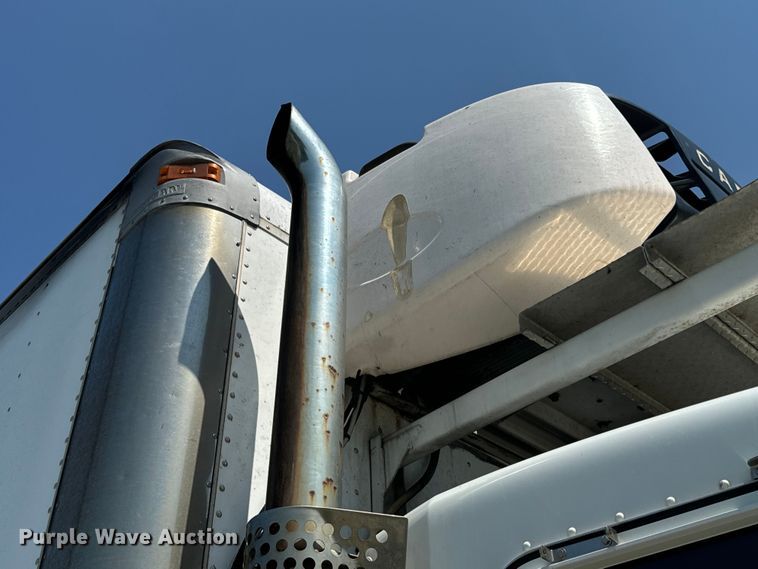 image for item EH6991 2014 Kenworth T370 refrigerated delivery truck