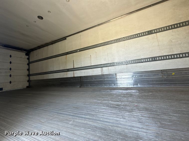 image for item EH6991 2014 Kenworth T370 refrigerated delivery truck