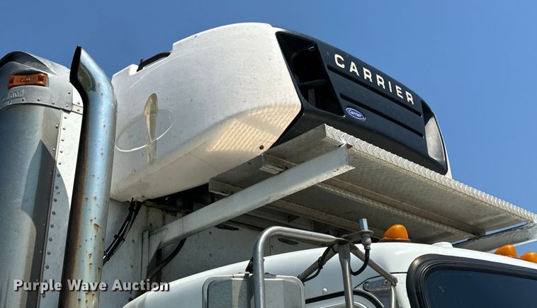 image for item EH6991 2014 Kenworth T370 refrigerated delivery truck