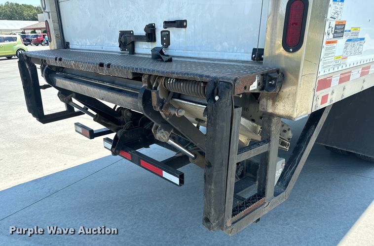 image for item EH6991 2014 Kenworth T370 refrigerated delivery truck