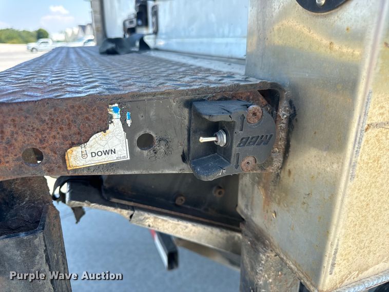 image for item EH6991 2014 Kenworth T370 refrigerated delivery truck