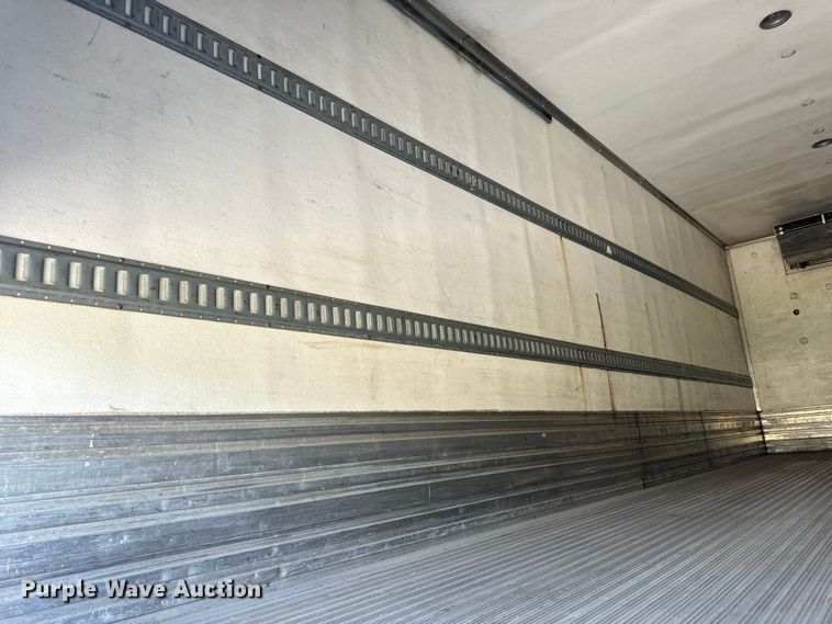 image for item EH6991 2014 Kenworth T370 refrigerated delivery truck