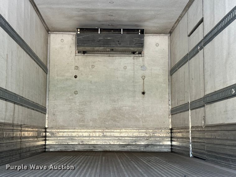 image for item EH6991 2014 Kenworth T370 refrigerated delivery truck