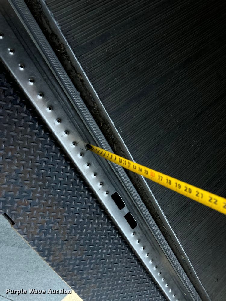 image for item EH6991 2014 Kenworth T370 refrigerated delivery truck