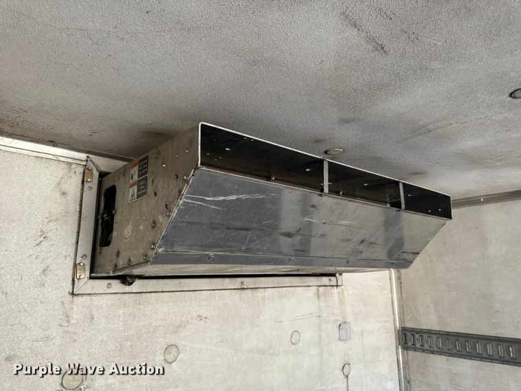 image for item EH6991 2014 Kenworth T370 refrigerated delivery truck