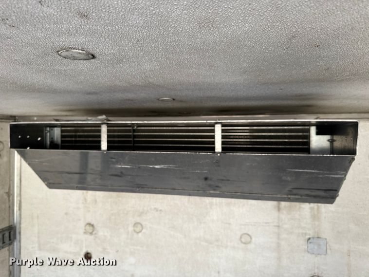 image for item EH6991 2014 Kenworth T370 refrigerated delivery truck