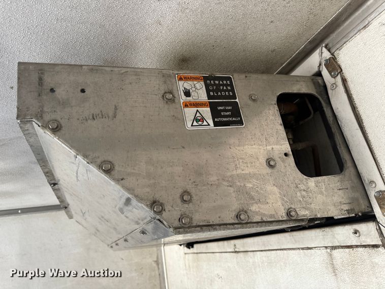 image for item EH6991 2014 Kenworth T370 refrigerated delivery truck