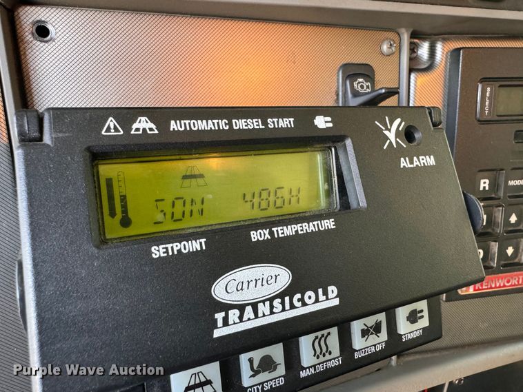 image for item EH6991 2014 Kenworth T370 refrigerated delivery truck