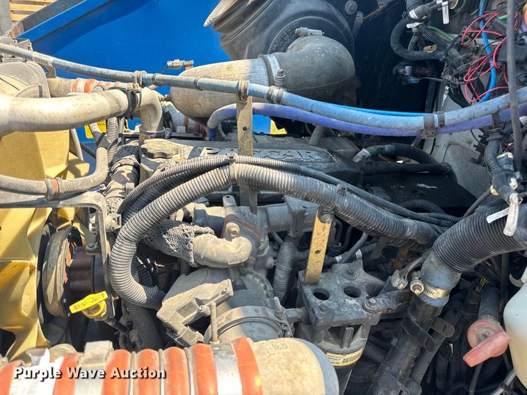 image for item EH6991 2014 Kenworth T370 refrigerated delivery truck