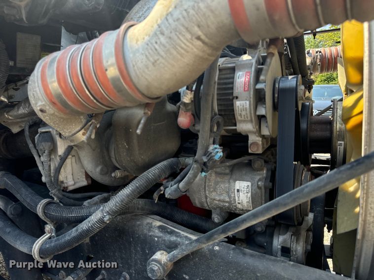 image for item EH6991 2014 Kenworth T370 refrigerated delivery truck