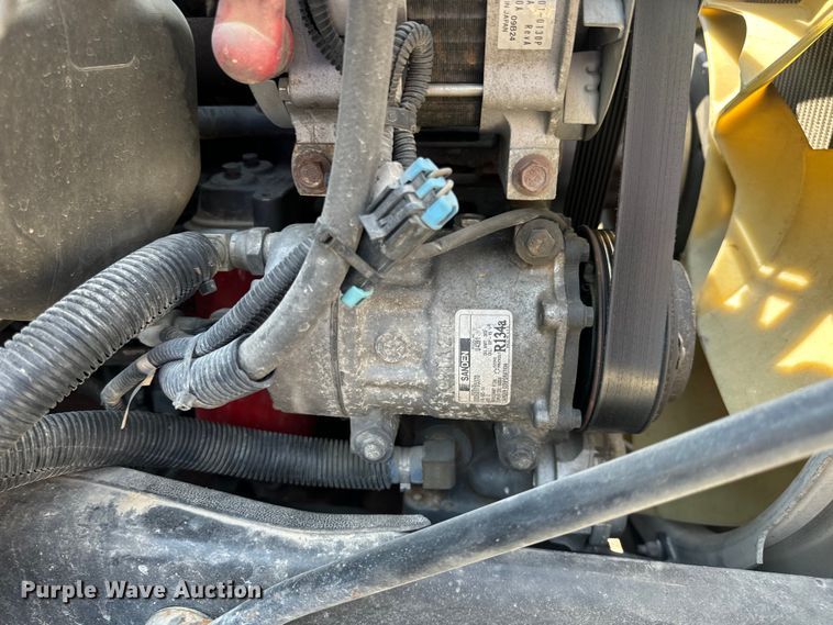 image for item EH6991 2014 Kenworth T370 refrigerated delivery truck