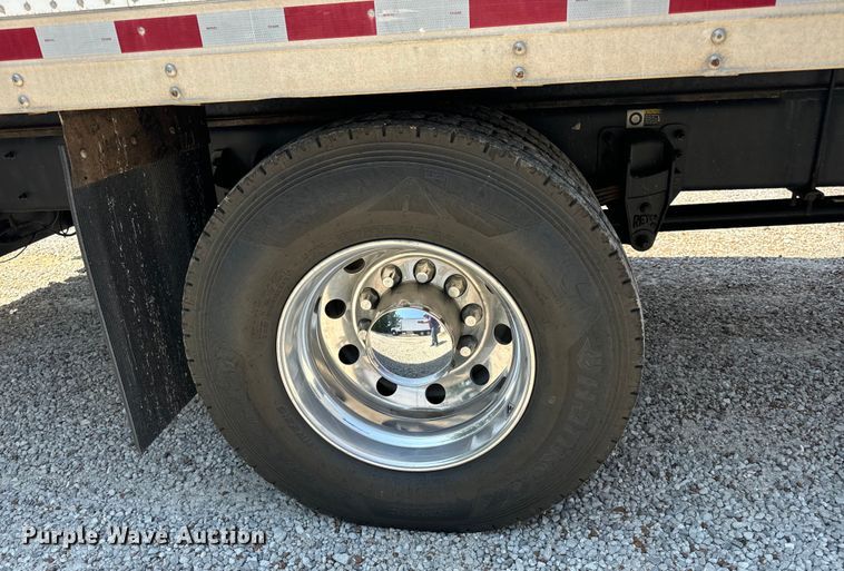 image for item EH6991 2014 Kenworth T370 refrigerated delivery truck