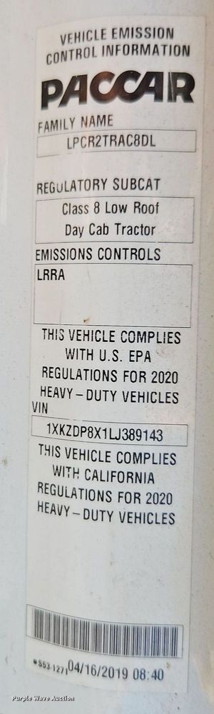 image for item EI8238 2020 Kenworth T880 semi truck