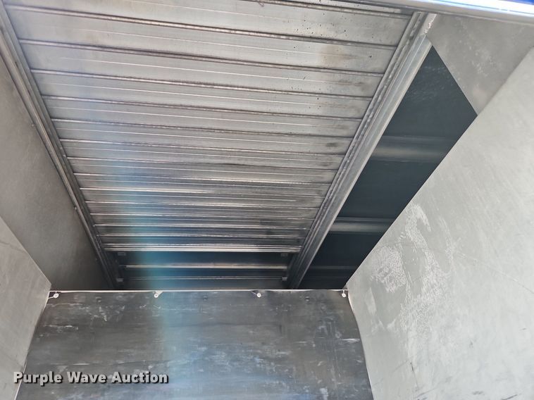 image for item EI8262 2004 Kenworth T300 delivery truck