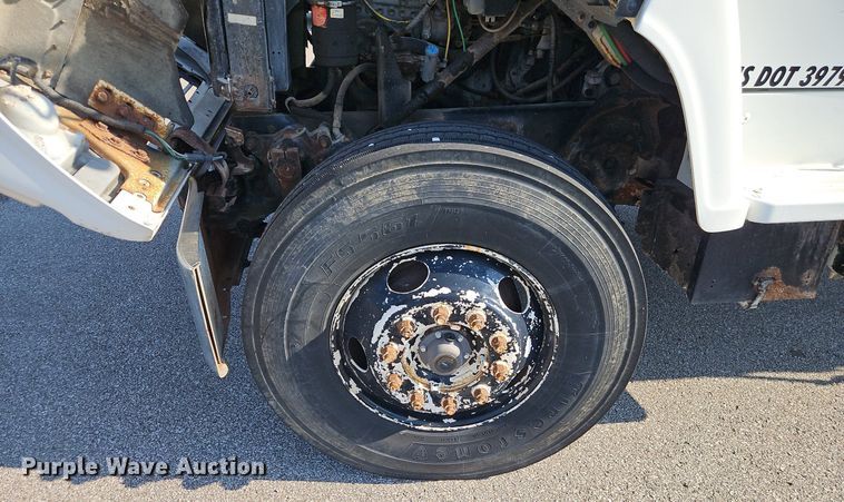 image for item EI8263 1995 Ford L8000 dump truck