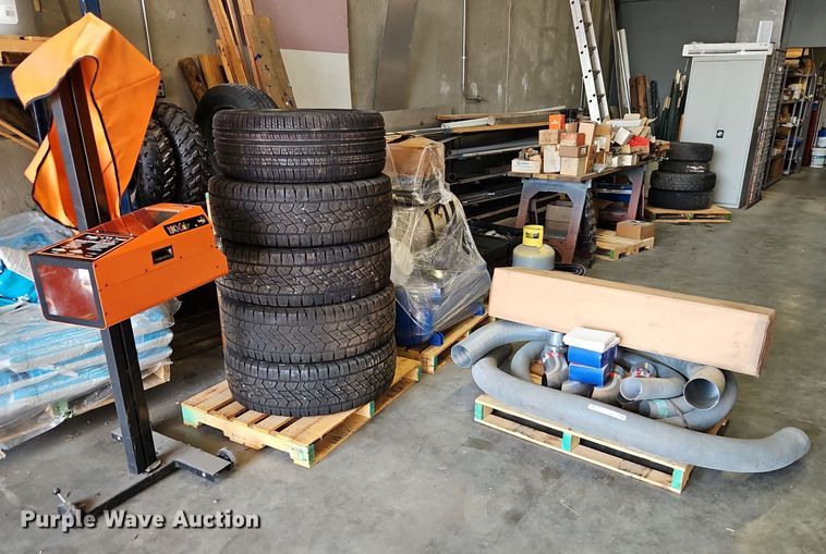 image for item EI8267 Truck parts