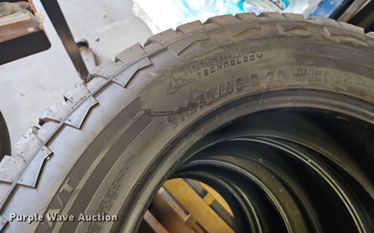 image for item EI8267 Truck parts