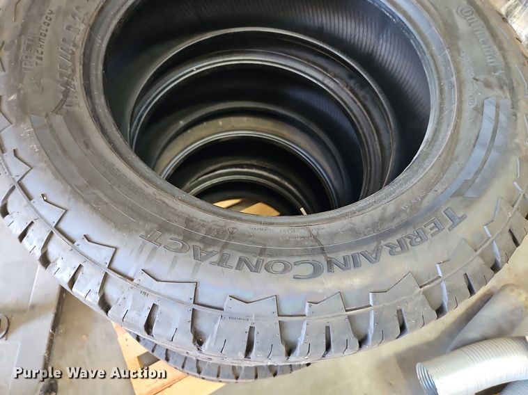 image for item EI8267 Truck parts