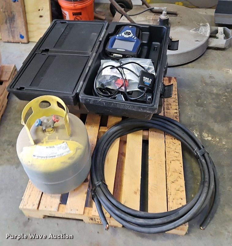 image for item EI8267 Truck parts