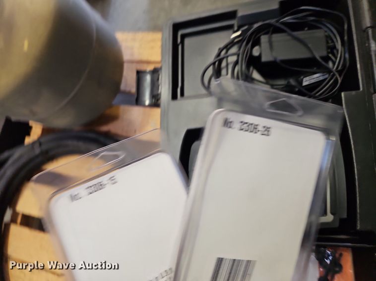 image for item EI8267 Truck parts