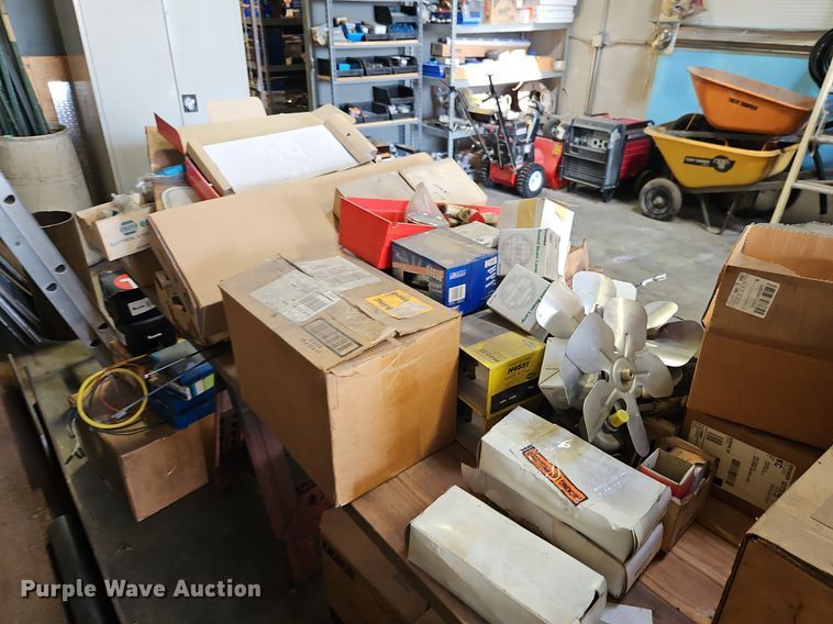 image for item EI8267 Truck parts