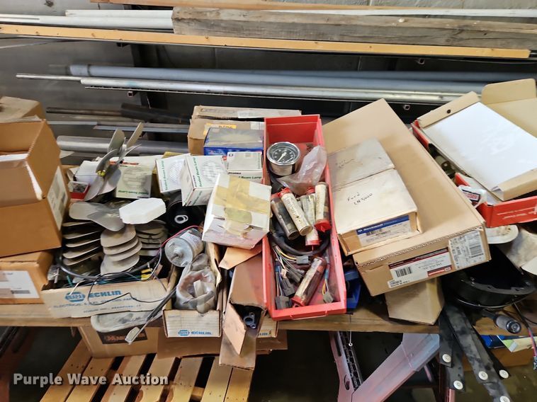 image for item EI8267 Truck parts