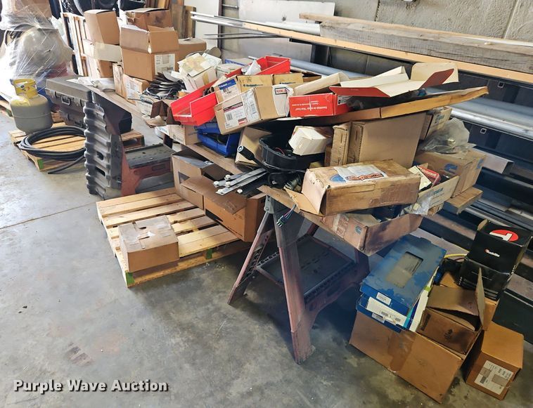 image for item EI8267 Truck parts