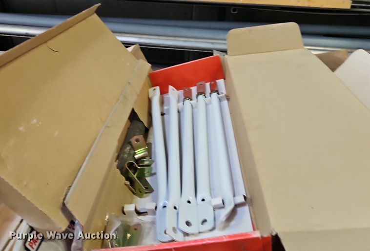 image for item EI8267 Truck parts