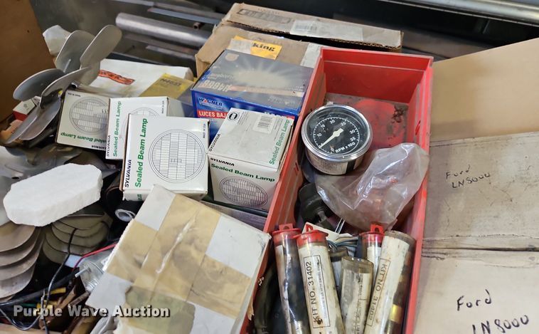 image for item EI8267 Truck parts