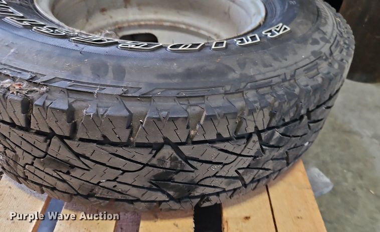 image for item EI8267 Truck parts