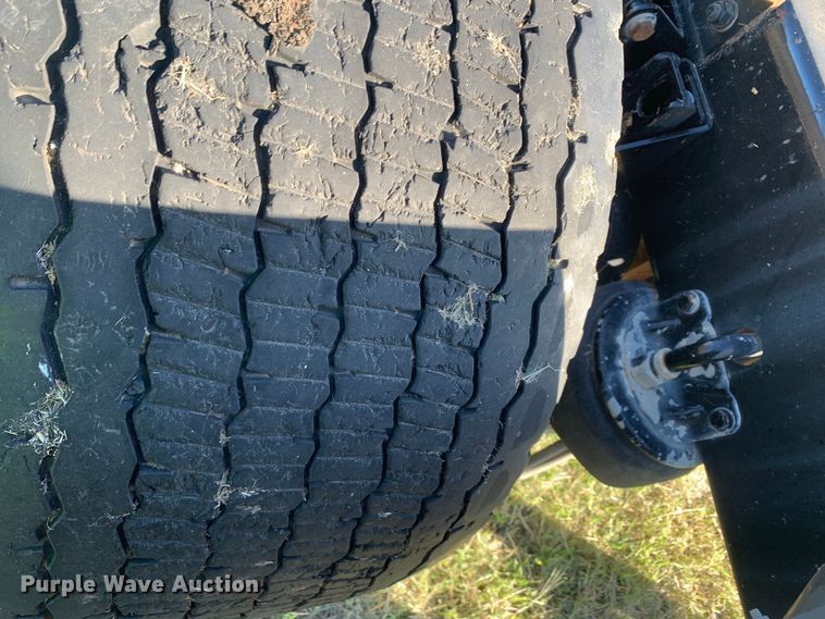 image for item EJ2864 2016 Kenworth  T880 semi truck