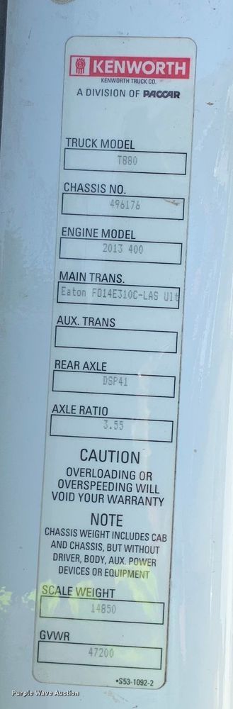 image for item EJ2864 2016 Kenworth  T880 semi truck